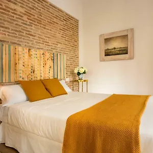  Apartment Misterhost Triana Patio De Flores